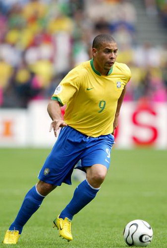 而伯克在比 而伯克在比